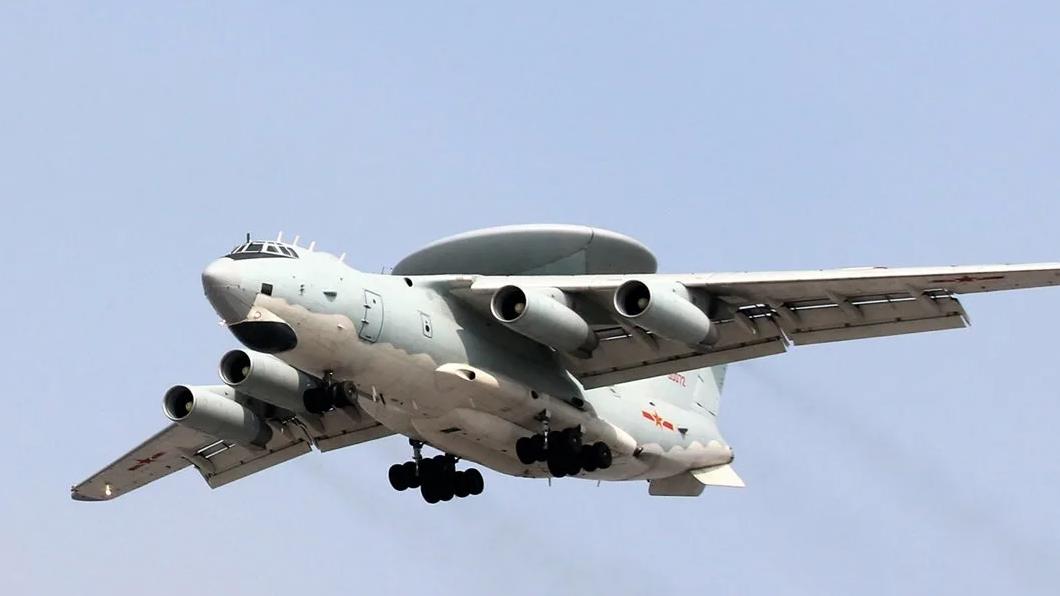 空警預(yù)警機(jī)2000，技術(shù)前沿的空中衛(wèi)士，技術(shù)前沿的空中衛(wèi)士——空警預(yù)警機(jī)2000
