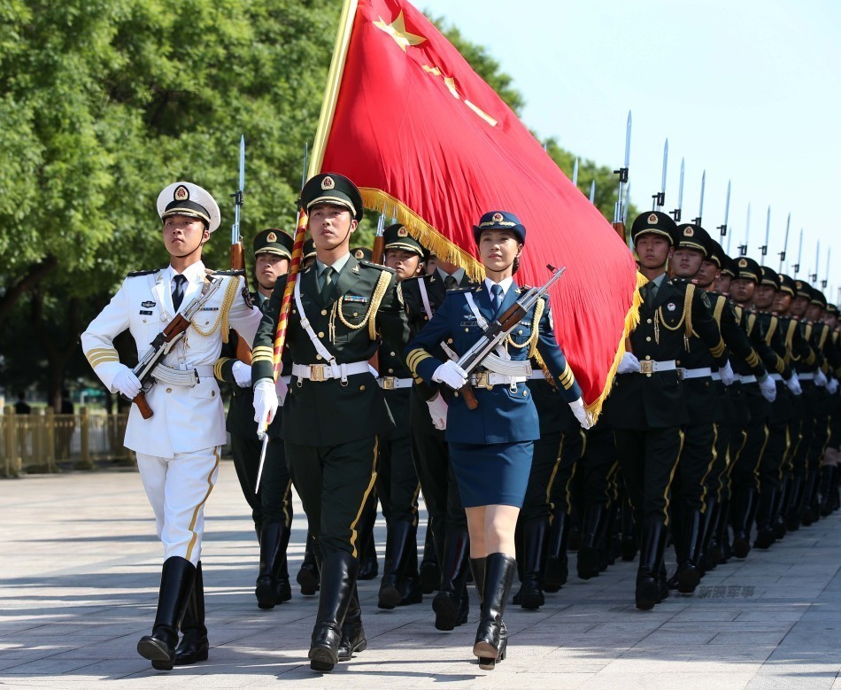 檢閱女兵儀仗隊，榮耀與力量的展現(xiàn)，檢閱女兵儀仗隊，榮耀與力量的璀璨瞬間