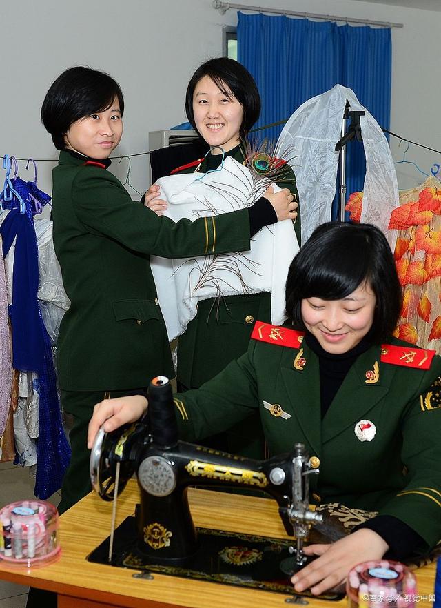 女兵背后的家庭，探尋她們的成長與力量源泉，女兵背后的家庭，成長與力量之源的探尋