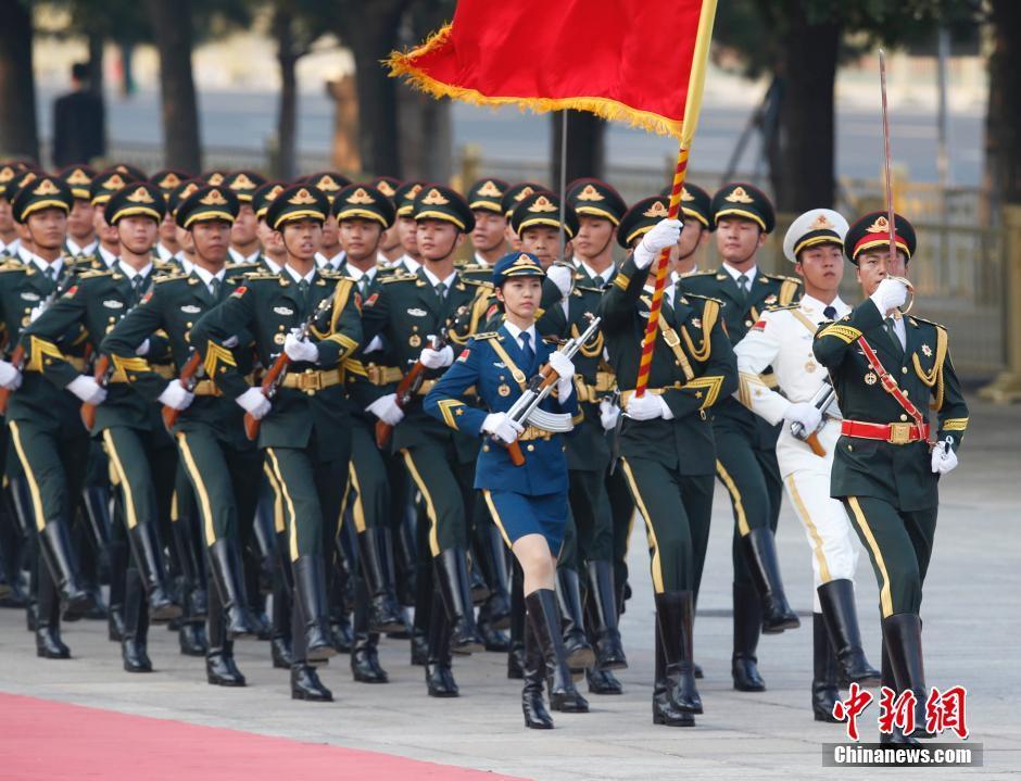 三軍儀仗隊(duì)高清大圖，展現(xiàn)榮耀與威嚴(yán)的壯麗畫卷，三軍儀仗隊(duì)壯麗畫卷，榮耀與威嚴(yán)的高清展示