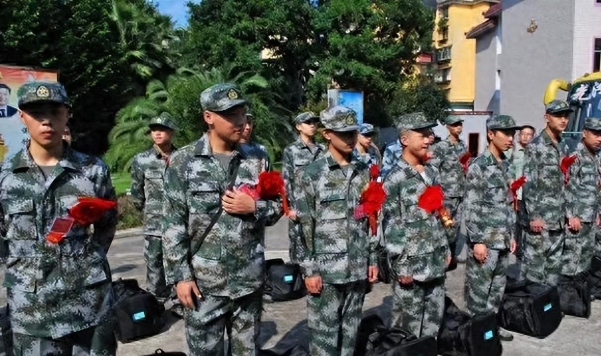 中央軍事委員會(huì)組成人員表及其職責(zé)與重要性，中央軍事委員會(huì)組成人員表、職責(zé)與重要性解析