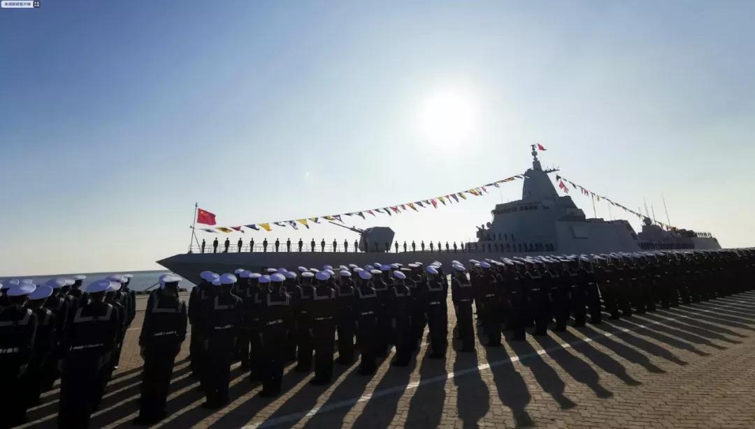 南昌艦艦長(zhǎng)，一位海軍英雄的榮耀與擔(dān)當(dāng)，南昌艦艦長(zhǎng)，海軍英雄的榮耀與擔(dān)當(dāng)之旅