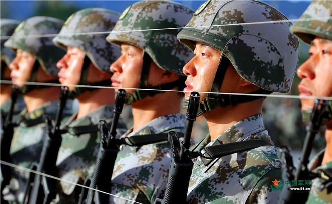 中國先進(jìn)軍事力量，展現(xiàn)新時(shí)代的國防實(shí)力，中國先進(jìn)軍事力量，展現(xiàn)新時(shí)代的國防風(fēng)采