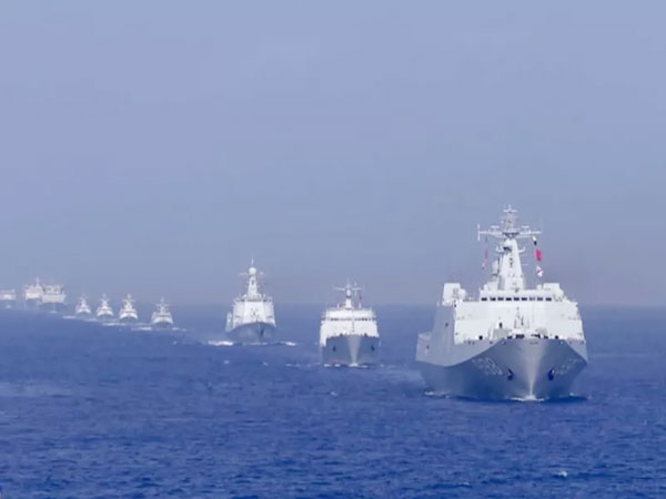 人民海軍成立70周年閱兵，輝煌成就與堅定前行，人民海軍成立70周年閱兵，輝煌成就鑄就，堅定前行展雄姿