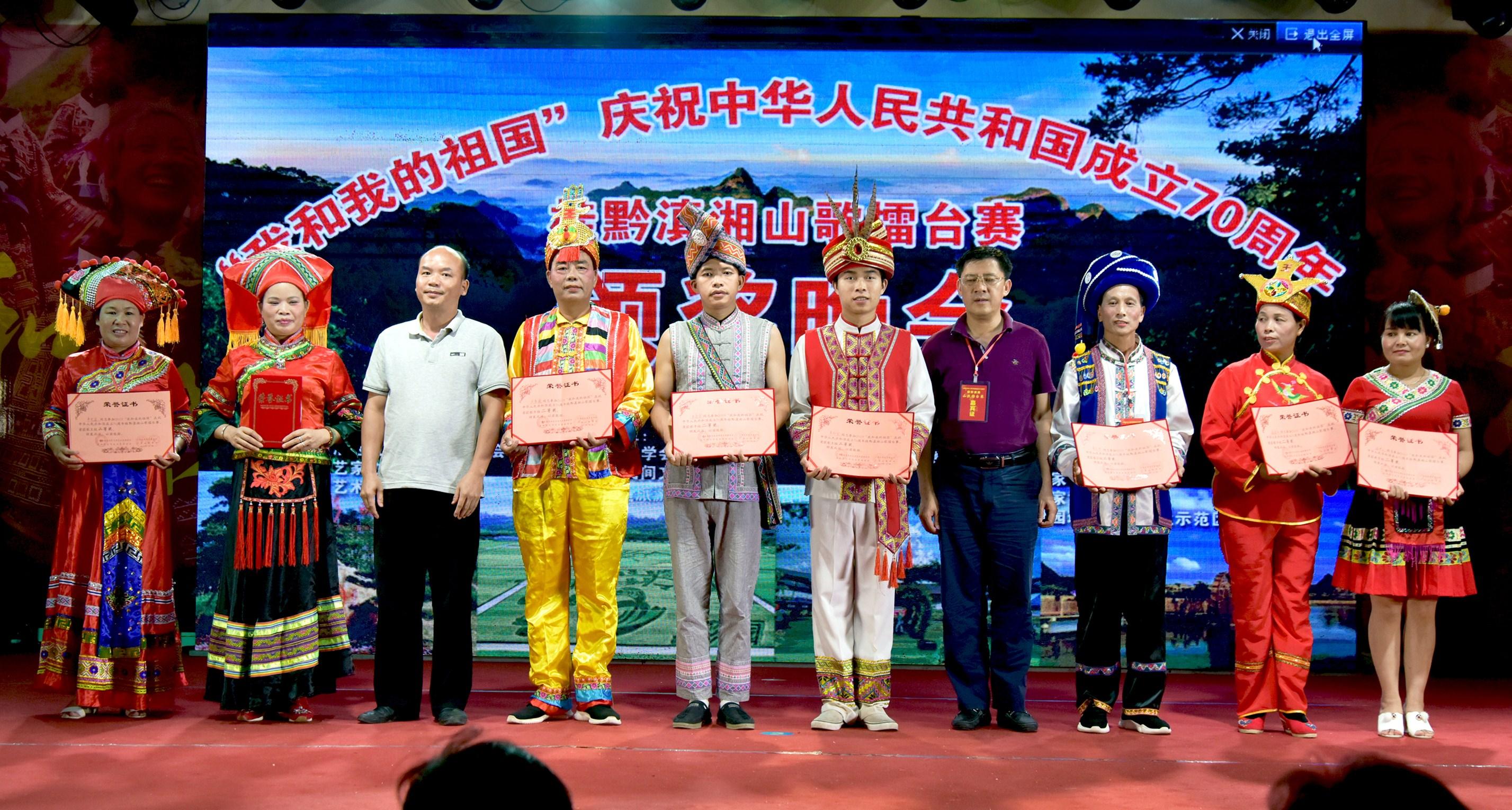 王中王免費(fèi)四肖選一肖，揭秘真相與策略，王中王免費(fèi)四肖選一肖，真相揭秘與策略探討